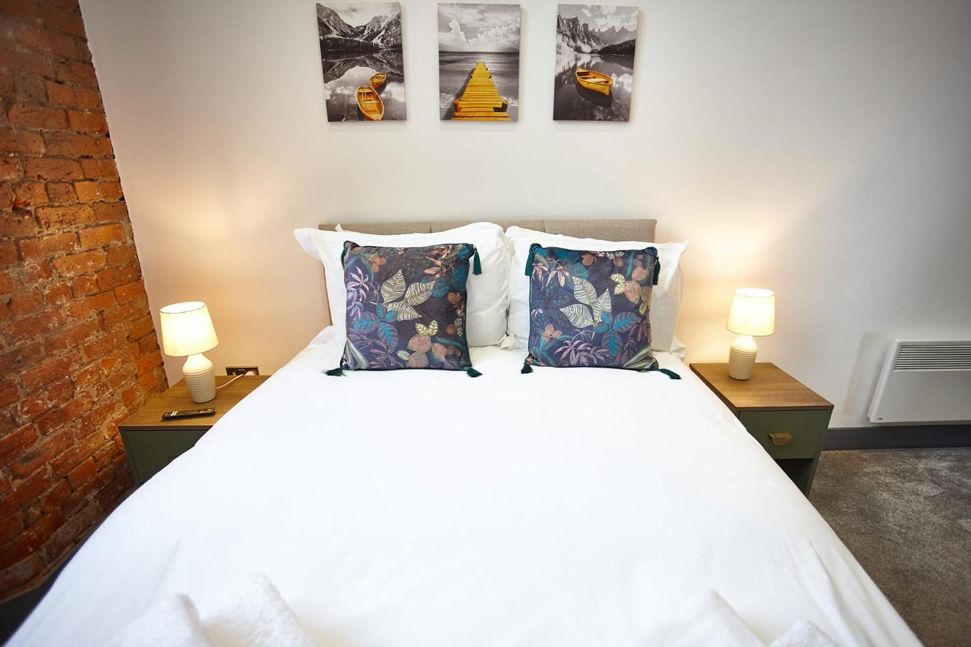 The Ruby Suite Manchester Exterior photo