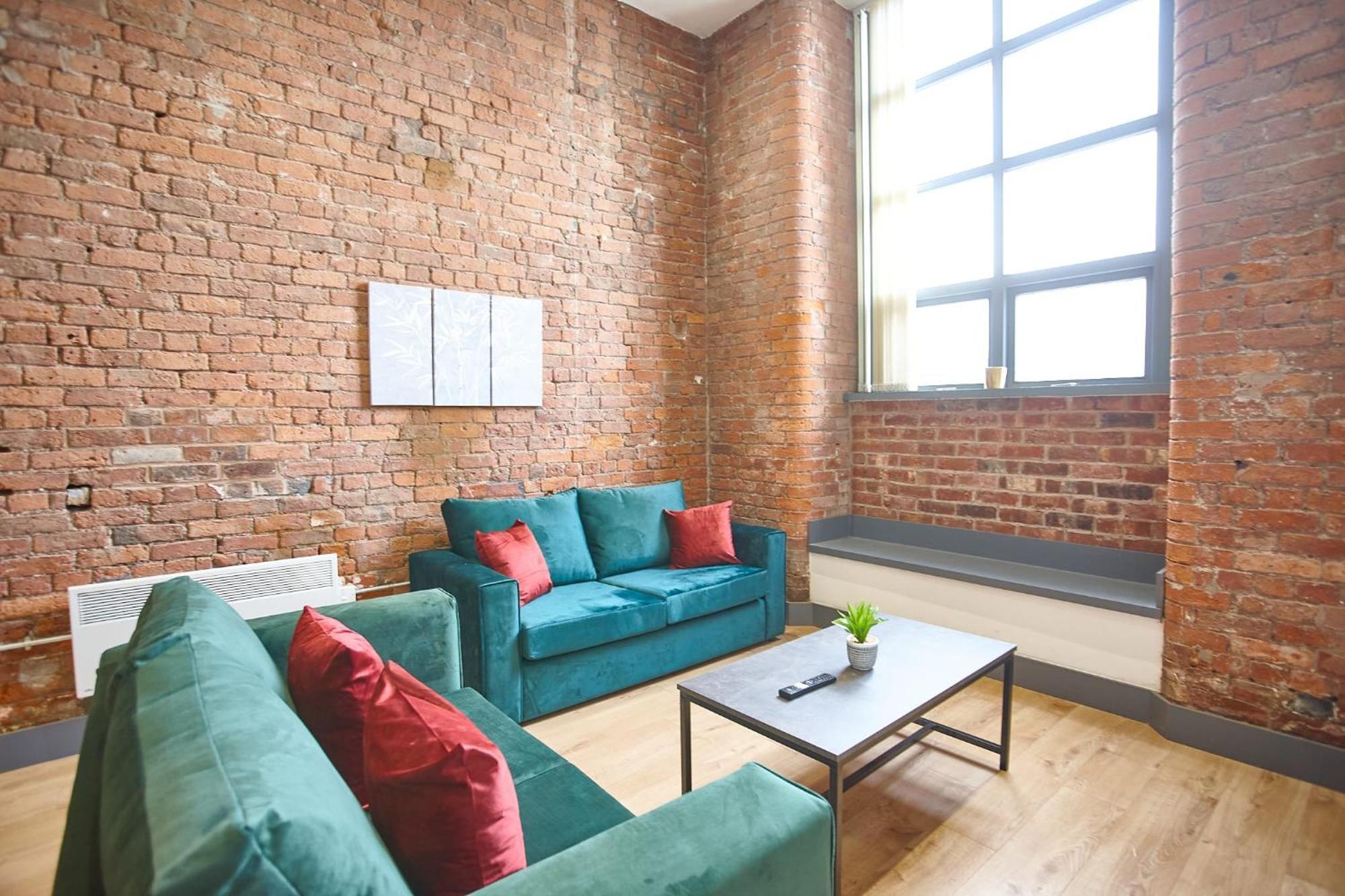 The Ruby Suite Manchester Exterior photo